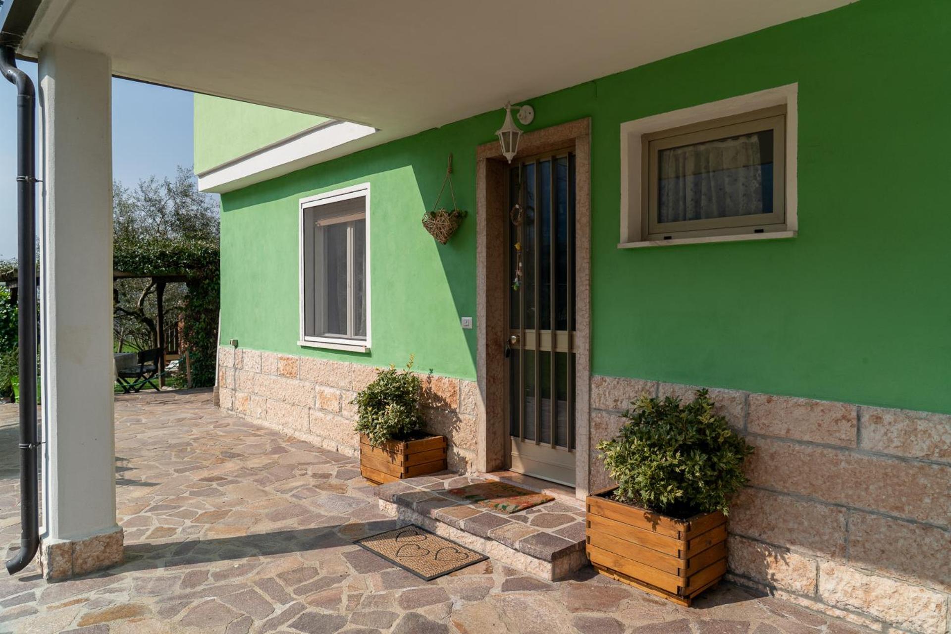 La Casa Nel Verde Арко Экстерьер фото
